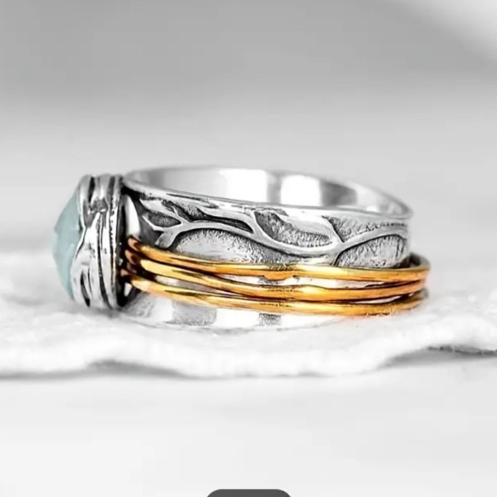 American Retro Silver Aqua Marine Ring - Picture 3 of 5